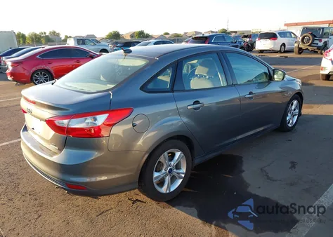 2014 Ford Focus Se z USA, uszkodzony, nr VIN 1FADP3F22EL161808